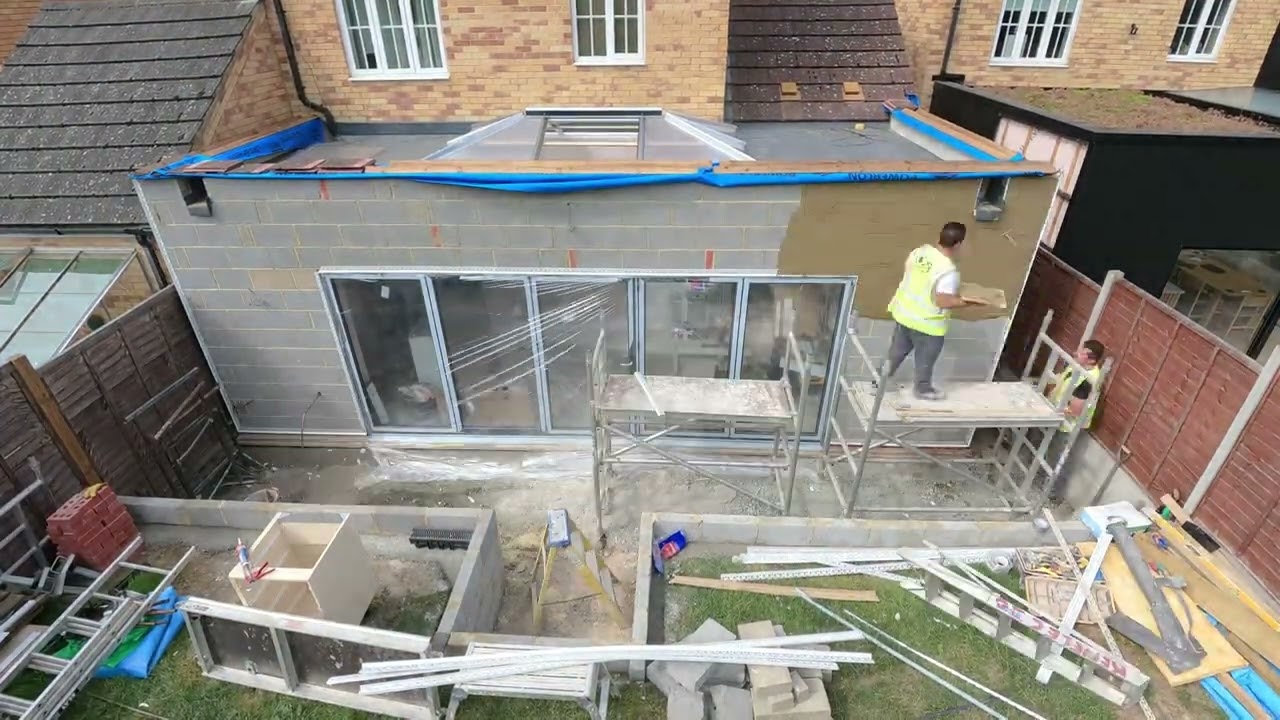 Best Time of Year to Build a House Extension in Poole